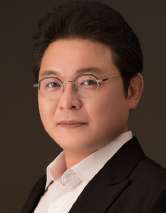 지휘자 사진